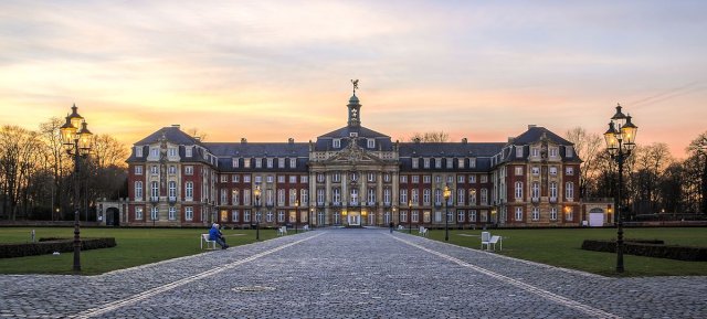 Münster Uçak Bileti Münster Uçak Bileti